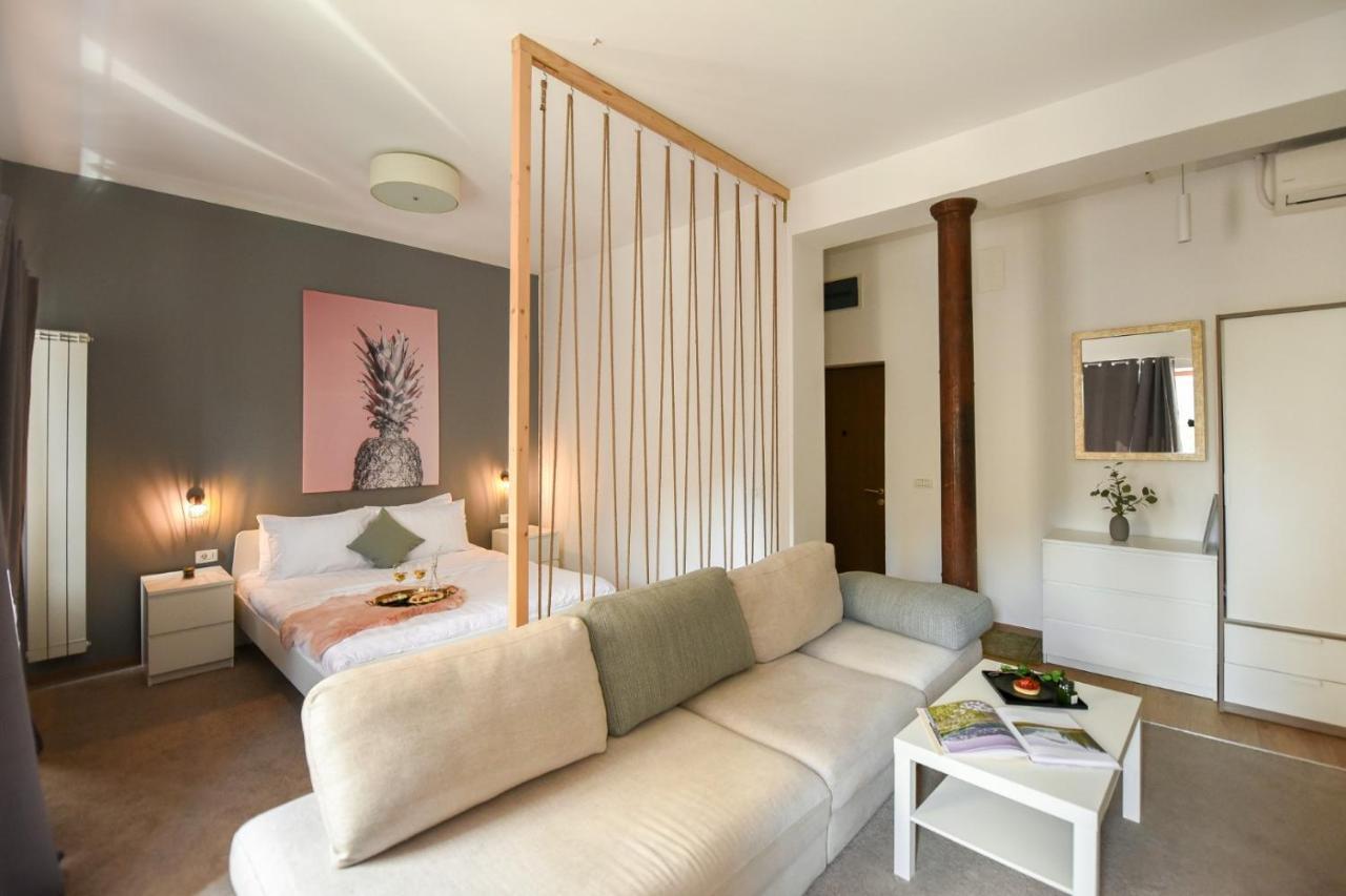 Best Location Old Town - New Studio Bukarest Kültér fotó